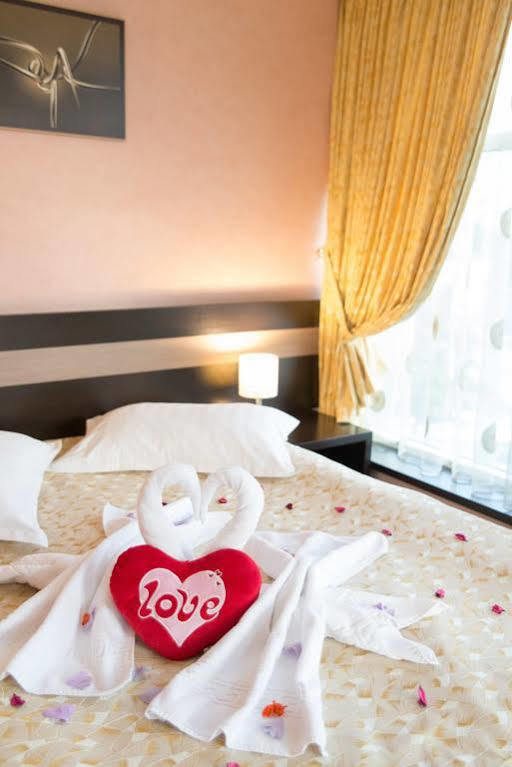 Indiana Hotel Jassy Zewnętrze zdjęcie