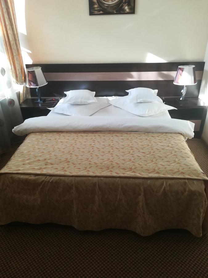 Indiana Hotel Jassy Zewnętrze zdjęcie