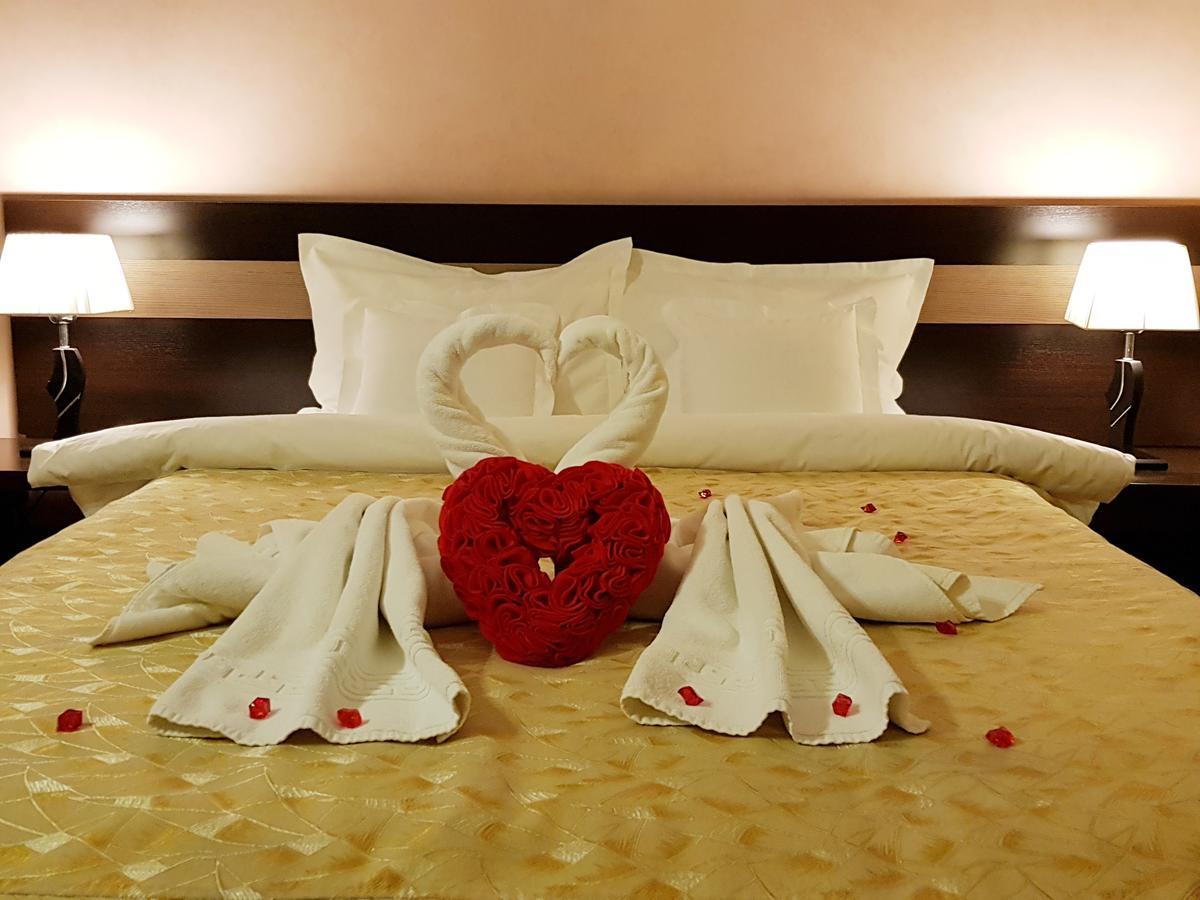 Indiana Hotel Jassy Zewnętrze zdjęcie