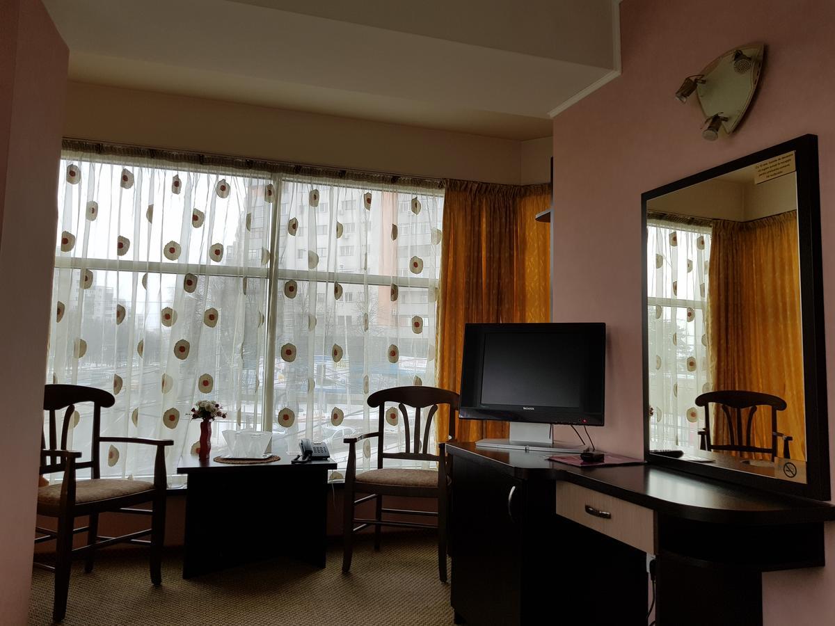 Indiana Hotel Jassy Zewnętrze zdjęcie